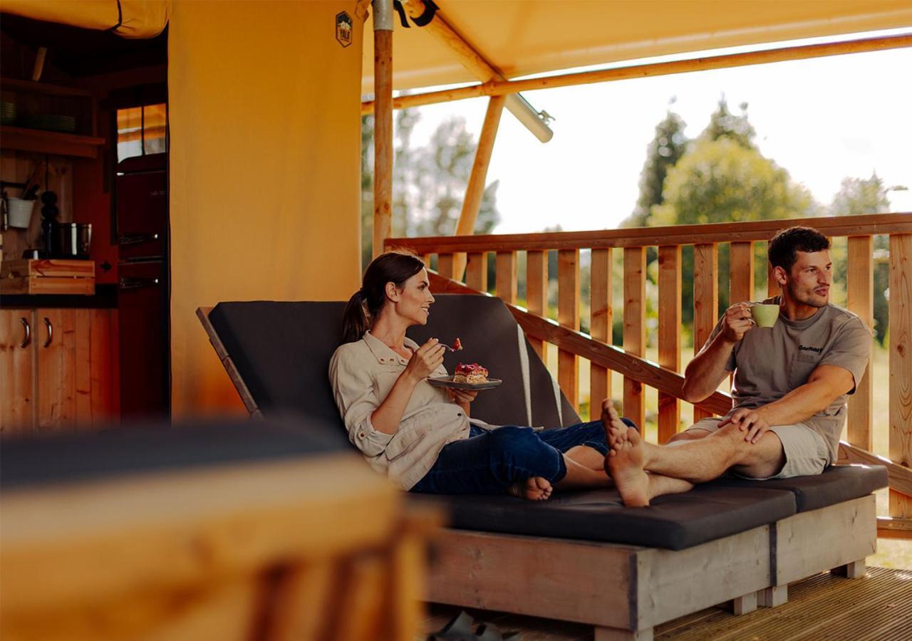 Azur Camping Schwaebische Alb Sonnenbühl المظهر الخارجي الصورة