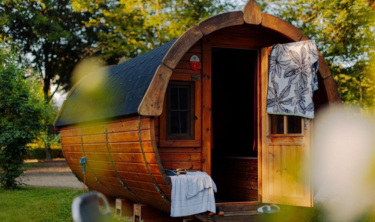 Azur Camping Schwaebische Alb Sonnenbühl المظهر الخارجي الصورة